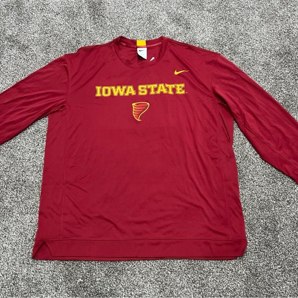 NWT Men’s Iowa State Dri-Fit Nike Long Sleeve